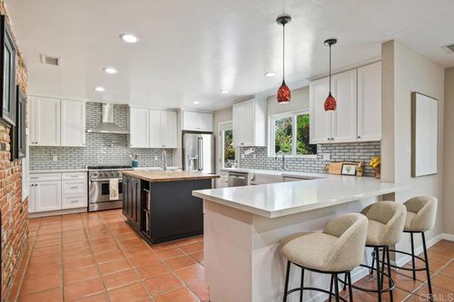 12218 Fuerte Dr, El Cajon, CA, 92020-8322 | Card Image