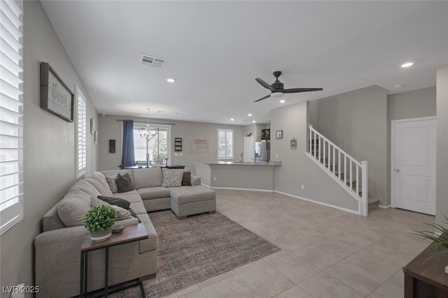 Comfortable and Stylish | Image 6