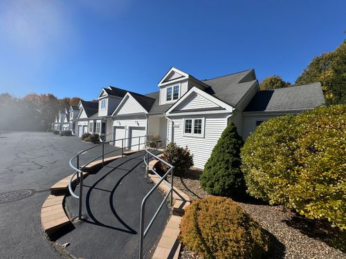 apt-h-244 Oakland St, Manchester, CT, 06042-7800 | Card Image