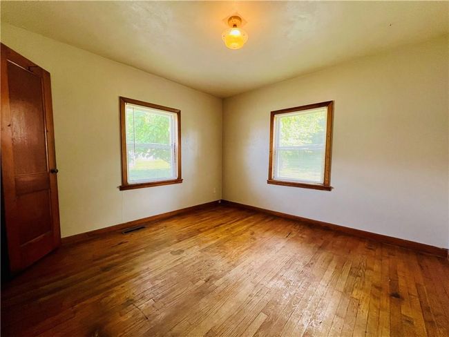 211 W 22 Nd St, House other with 2 bedrooms, 1 bathrooms and null parking in Higginsville MO | Image 10