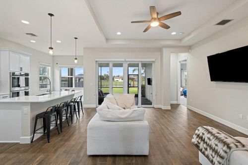 15121 Goldfinch Cir, Loxahatchee, FL, 33470-7002 | Card Image