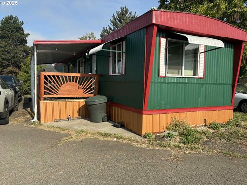 unit-m8-2071 Ne Stephens St, Roseburg, OR, 97470-1450 | Card Image