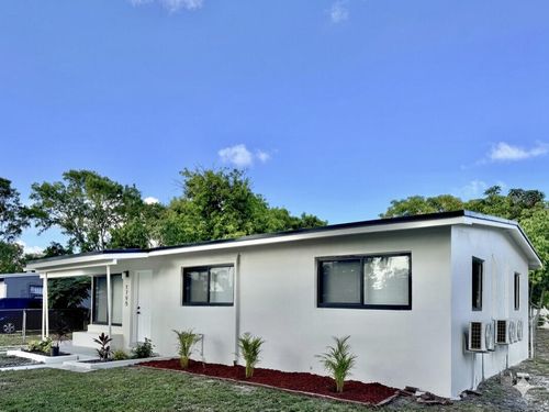 1795 Lauderdale Manor Dr, Fort Lauderdale, FL, 33311-5353 | Card Image