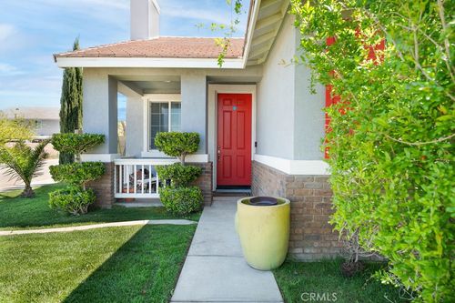 44528 Camolin Ave, Lancaster, CA, 93534-2849 | Card Image