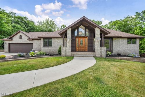 7454 Euclid Chardon Road, Kirtland, OH, 44094 | Card Image