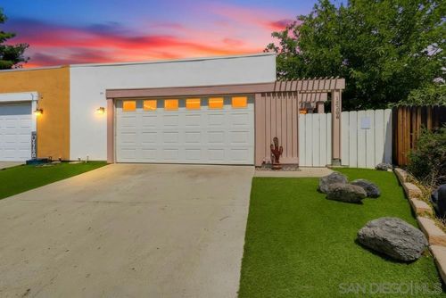 13206 Saddle Ridge Rd, Lakeside, CA, 92040-4701 | Card Image