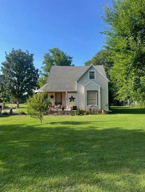 3114 Columbus Rd, Springfield, OH, 45503-3212 | Card Image