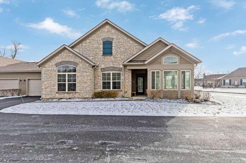 310 Stoneshire Loop, Pataskala, OH, 43062-7606 | Card Image