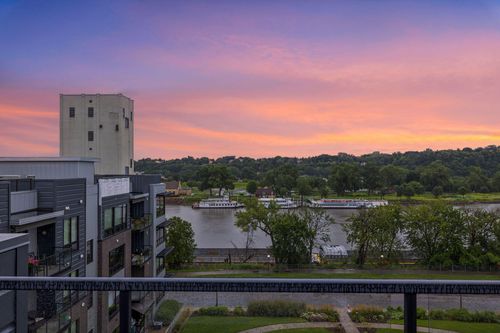 unit-413-256 Spring St, Saint Paul, MN, 55102-4492 | Card Image