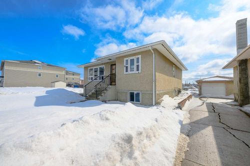 9723 100 Ave, Grande Prairie, AB, T8V0T5 | Card Image