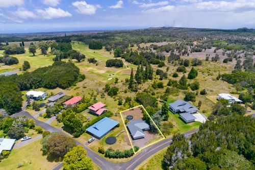 2016-99-2016 Pukeawe Cir, Volcano, HI, 96785 | Card Image