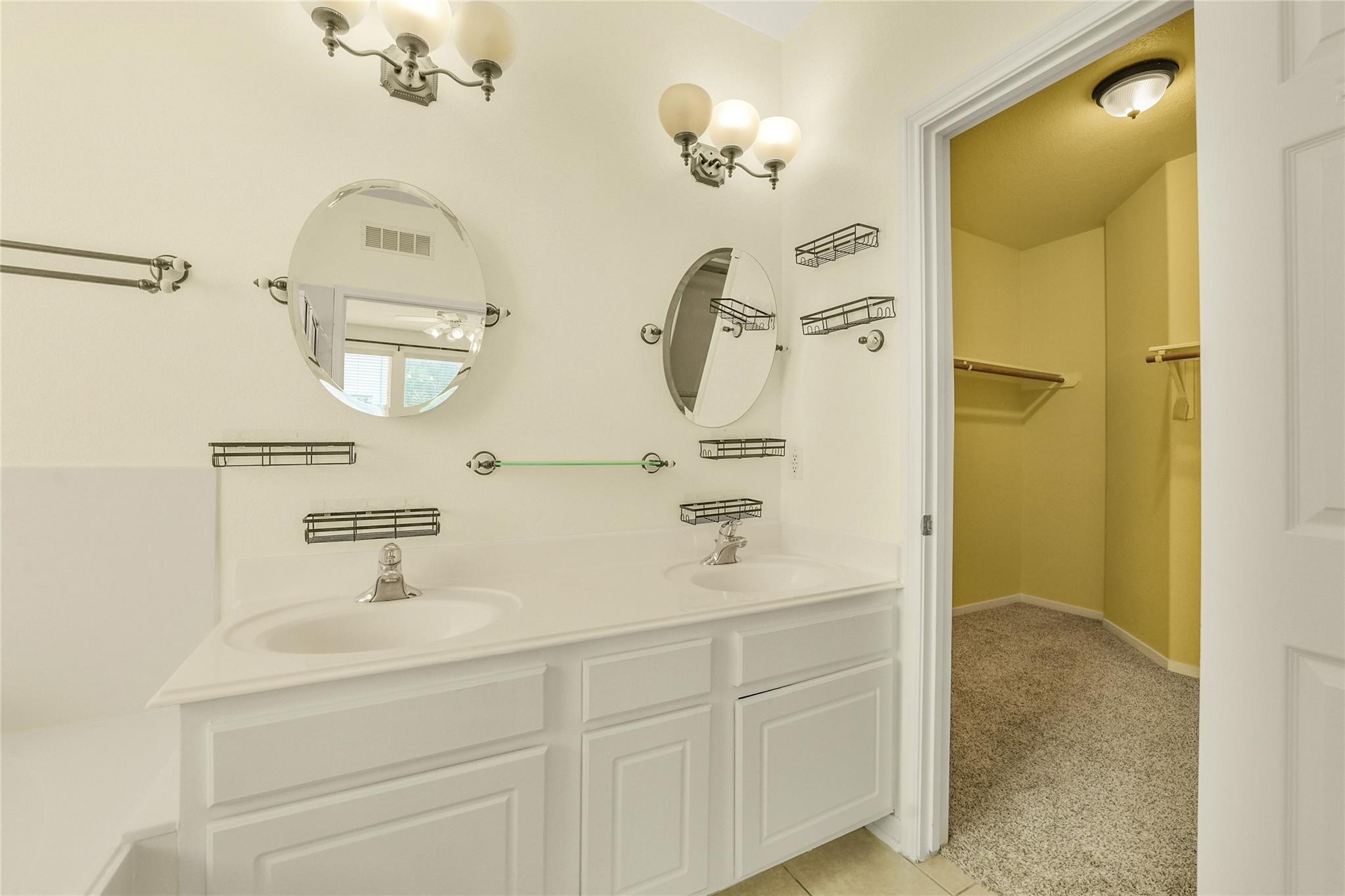 Residential Lease in Cypress 5