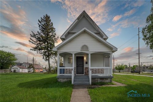 1155 Pinewood Ave, Toledo, OH, 43607-4059 | Card Image