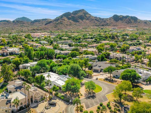 8487 N Canta Bello, Paradise Valley, AZ, 85253-8119 | Card Image