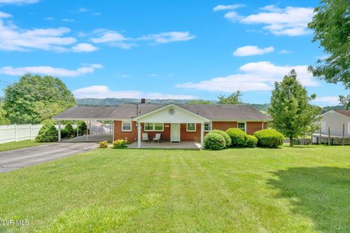 135 Lively St, Lebanon, VA, 24266-4409 | Card Image