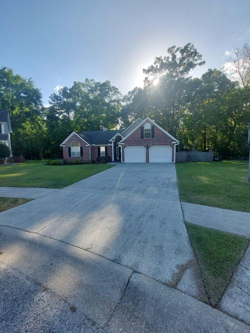 104 Allegheny Cir, Goose Creek, SC, 29445-7201 | Card Image