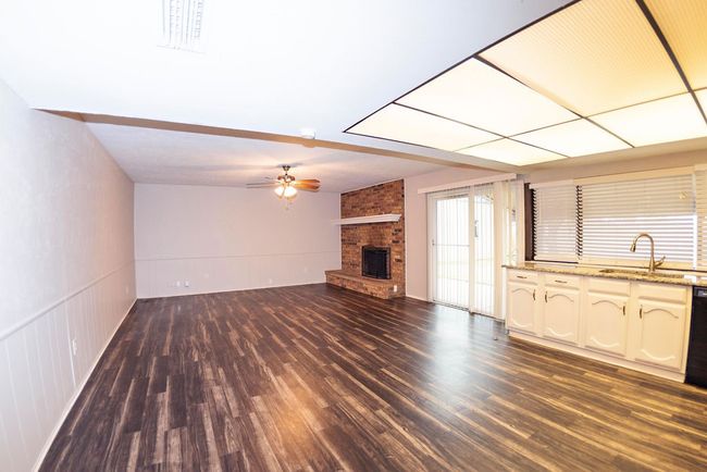 5629 Usher St, House other with 3 bedrooms, 2 bathrooms and null parking in The Colony TX | Image 5