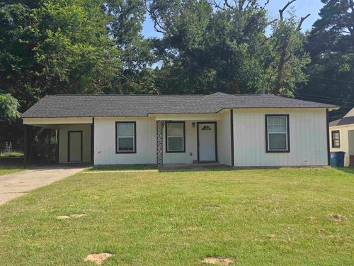 412 Lindsey St, Daingerfield, TX, 75638-2136 | Card Image