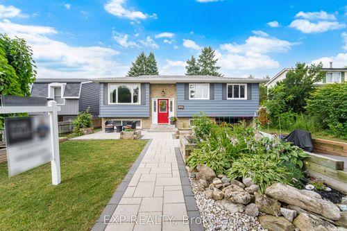 127 Acton Blvd, Acton, ON, L7J2S4 | Card Image