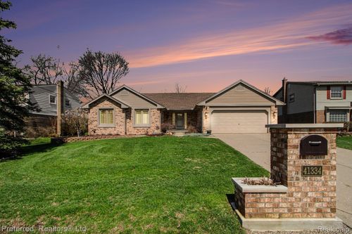 41334 Rayburn Dr, Northville, MI, 48168-3453 | Card Image