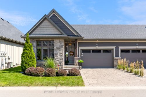 {{alt}} | Card Image