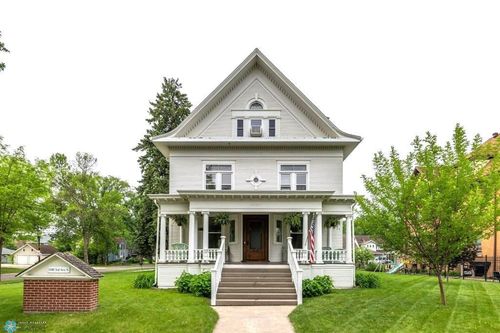 1100 3rd Ave S, Fargo, ND, 58103-1711 | Card Image