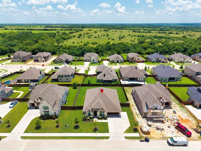 Aerial perspective of suburban area | Image 35