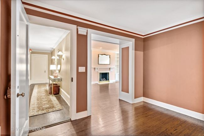APT-11D - 3100 N Sheridan Rd, Condo with 3 bedrooms, 2 bathrooms and null parking in Chicago IL | Image 5