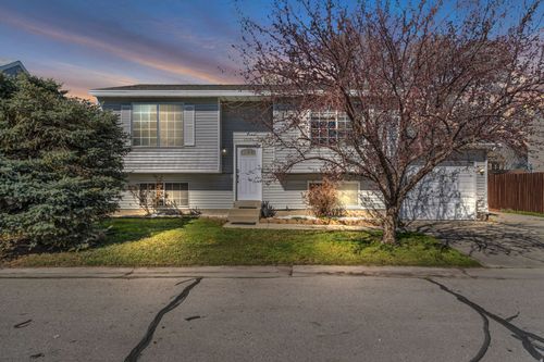 4746 W Roundtable Rd, West Valley City, UT, 84120-6626 | Card Image