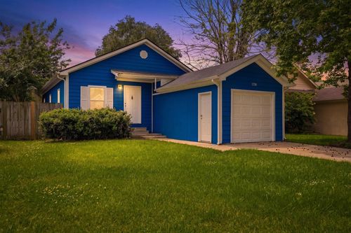 11730 Greenglen Drive, Houston, TX, 77044 | Card Image