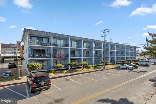 205-13 69th St, OCEAN CITY, MD, 21842-2997 | Card Image