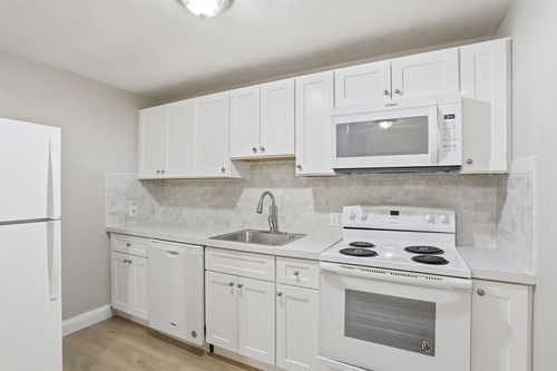 apt-b8-11 Davis Rd, Acton, MA, 01720-4761 | Card Image