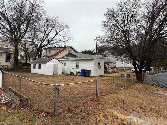 9603 Chesapeake St, House other with 3 bedrooms, 2 bathrooms and null parking in Norfolk VA | Image 8