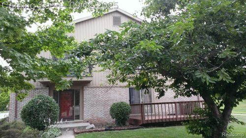 41728 Bedford Dr, Canton, MI, 48187-3706 | Card Image