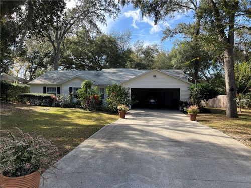 36338 W Spring Lake Blvd, Fruitland Park, FL, 34731-5309 | Card Image