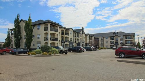 305-1510 Neville Dr, Regina, SK, S4Z0A3 | Card Image