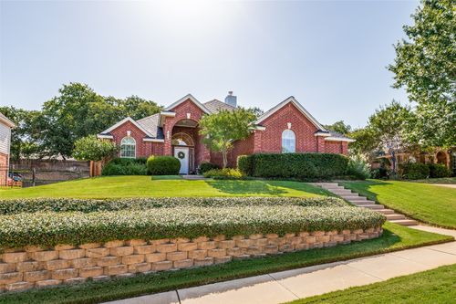 3921 Parker Oaks Drive, Arlington, TX, 76016 | Card Image