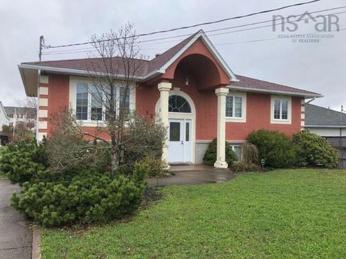 12 Gillis Way, Antigonish, NS, B2G3A1 | Card Image