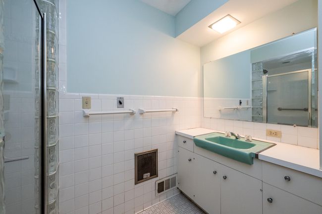 2310 Riverbend Dr, House other with 3 bedrooms, 4 bathrooms and null parking in Benton Harbor MI | Image 35