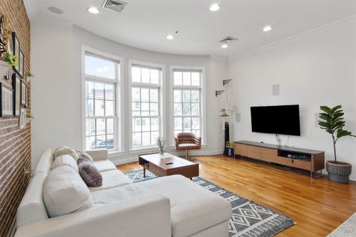 a-301 Grand St, Jersey City, NJ, 07302-4317 | Card Image