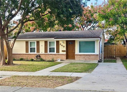 240 Florida St, River Ridge, LA, 70123-1102 | Card Image