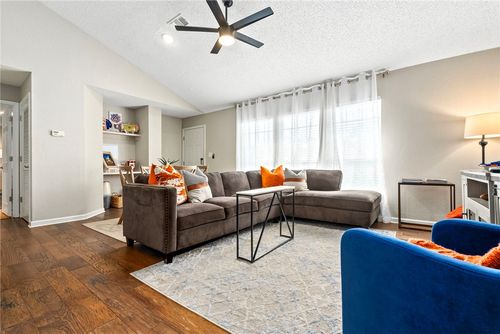 5346-626 Shug Jordan Pkwy, Auburn, AL, 36832-4324 | Card Image