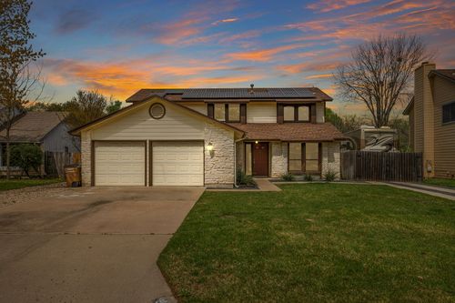 9002 Bancroft Trl, Austin, TX, 78729-3639 | Card Image