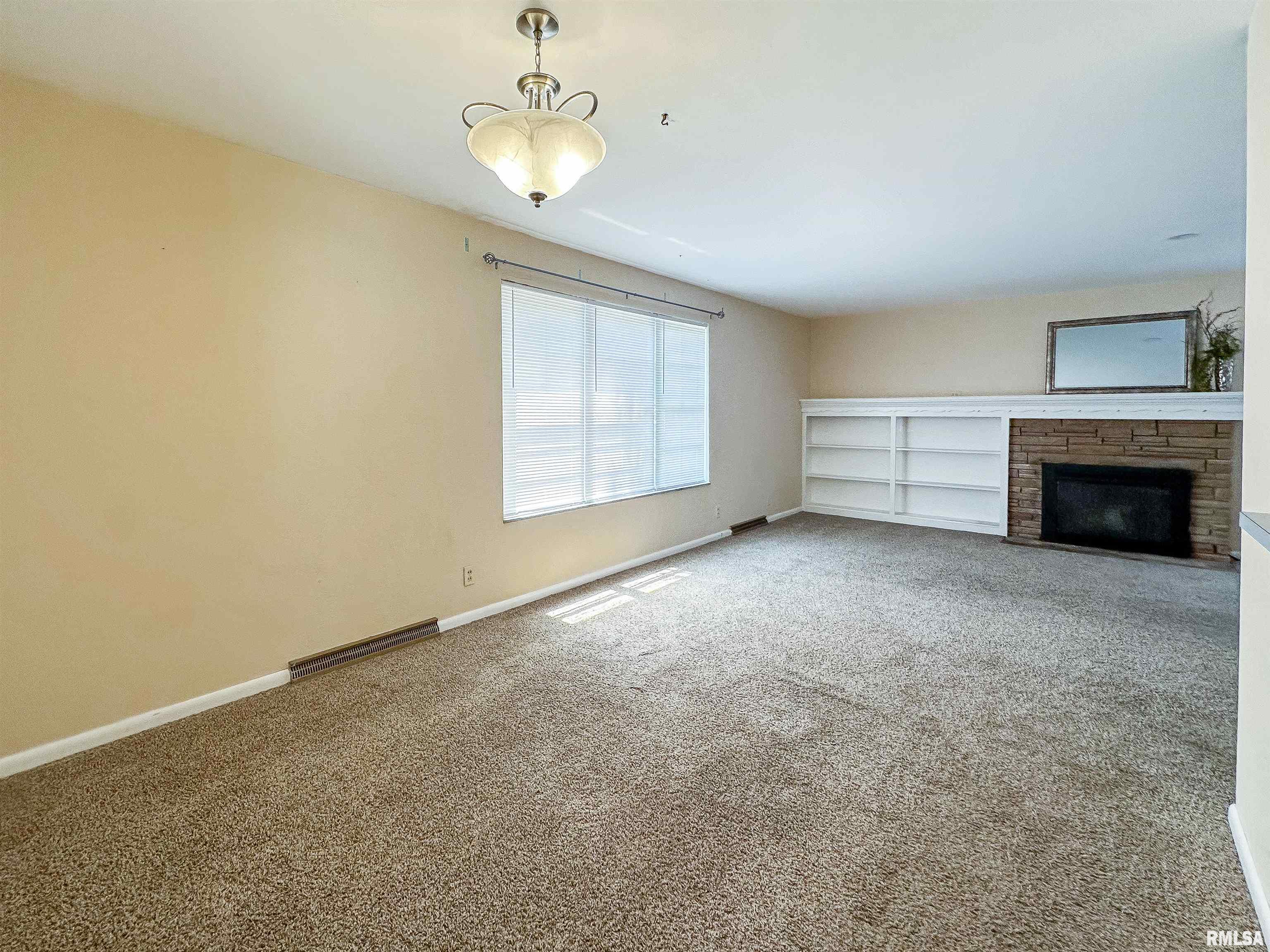 Residential in Peoria Heights 5