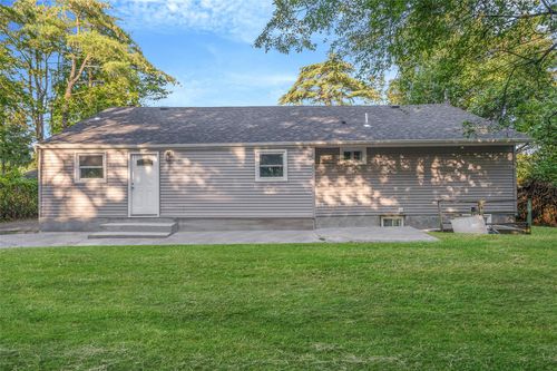 128 N 22nd St, Wyandanch, NY, 11798-2104 | Card Image