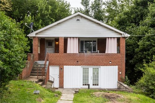 7913 Lloyd Ave, Swissvale, PA, 15218-1740 | Card Image