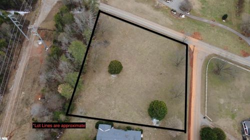 529 Piedmont Golf Course Rd, Piedmont, SC, 29673-8536 | Card Image