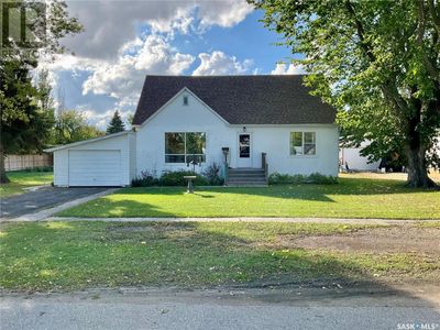 108 Gordon St, House other with 3 bedrooms, 2 bathrooms and null parking in Wolseley SK | Image 1