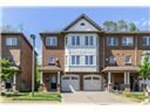 8-470 Beach Blvd, Hamilton, ON, L8H6X2 | Card Image