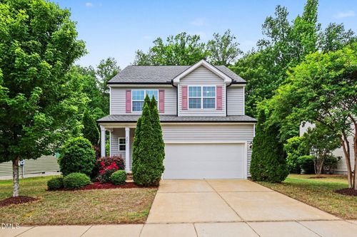 221 Willow Weald Ct, Fuquay-Varina, NC, 27526-9812 | Card Image